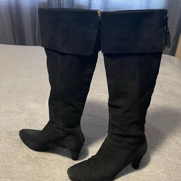 BANDOLINO knee high leather boots size 8M. Do have some marks. - Picture 3 of 11